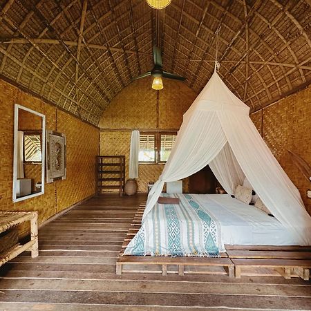 Отель Sasak Experience Kuta  Экстерьер фото