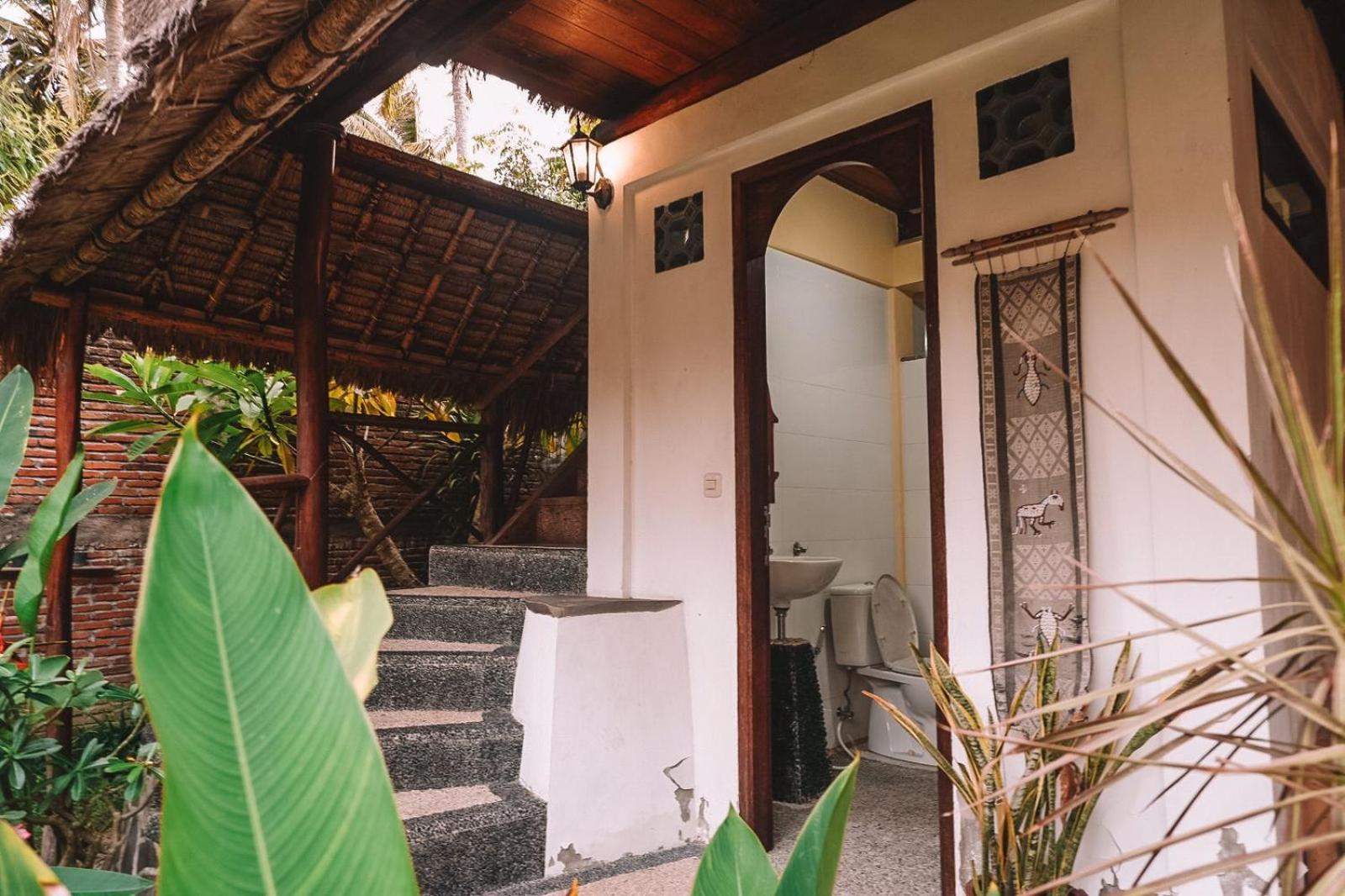 Отель Sasak Experience Kuta  Экстерьер фото
