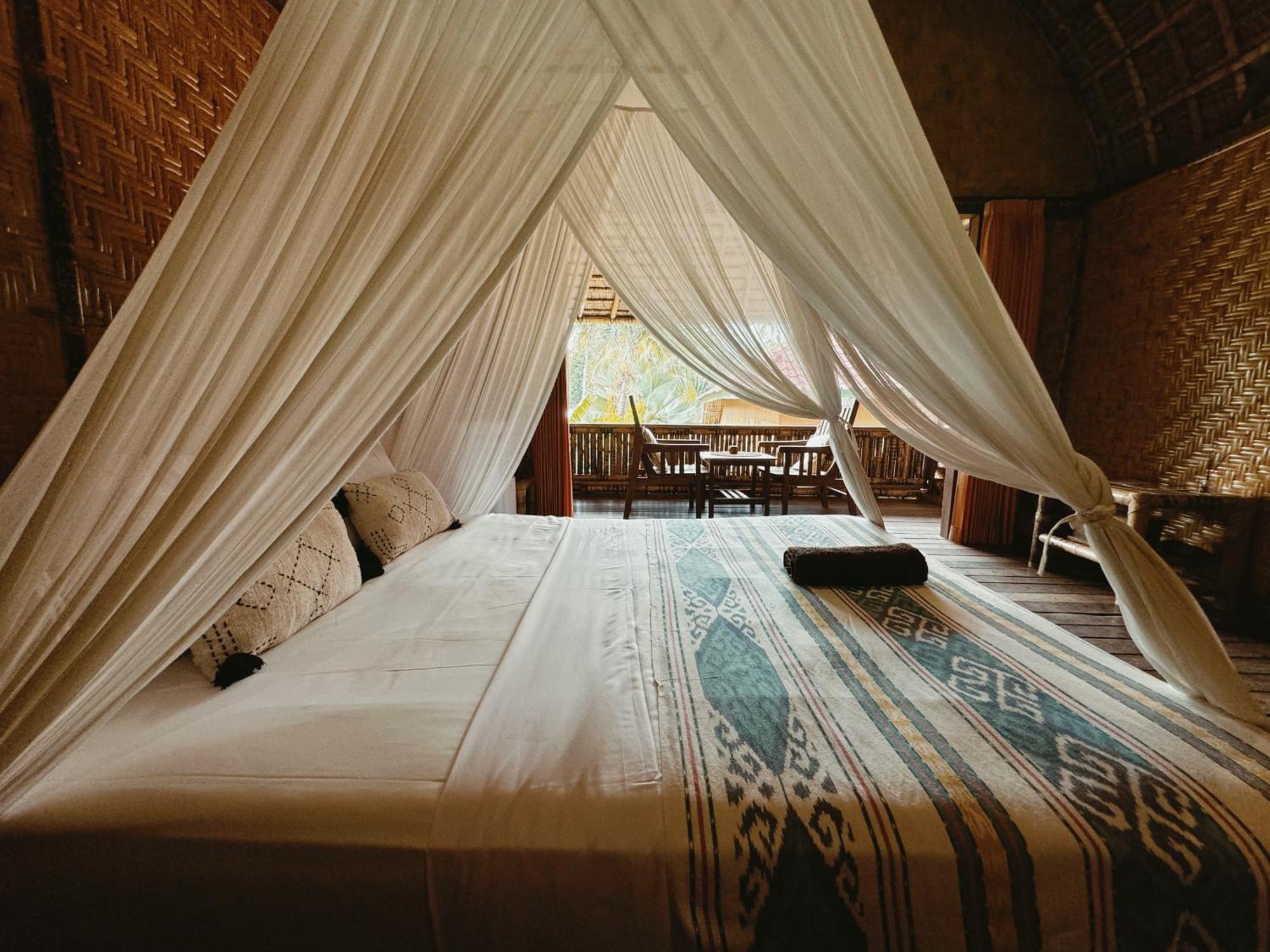 Отель Sasak Experience Kuta  Экстерьер фото